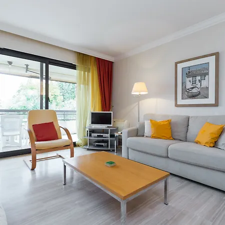 Apartment De Galles *