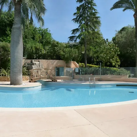 Apartment De Galles